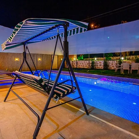 Fabulous With Pool In Kas *